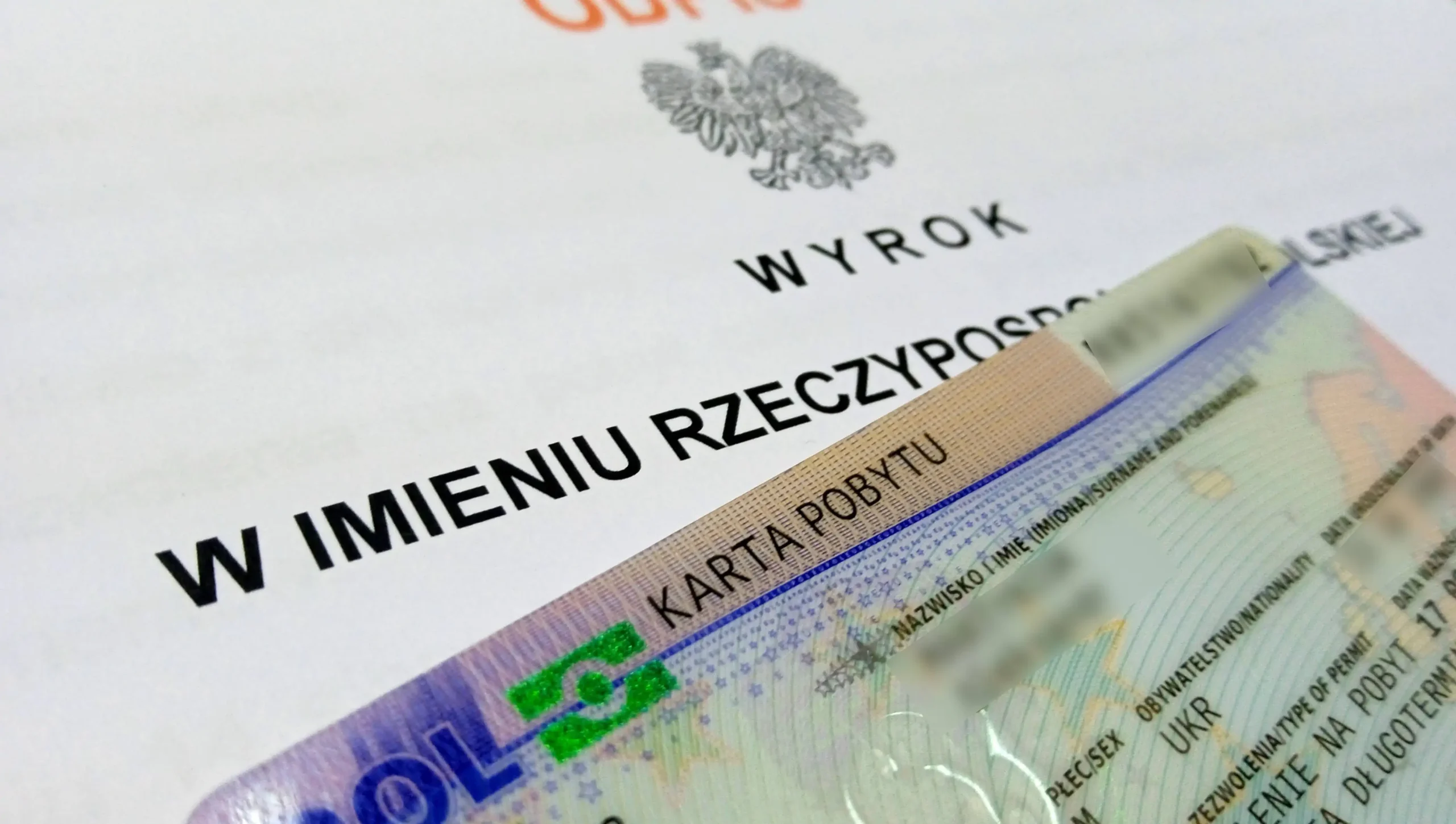 Pomoc prawna w uzyskaniu karty pobytu dla cudzoziemców